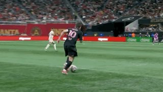 1792293813878000304.gif 03.gif